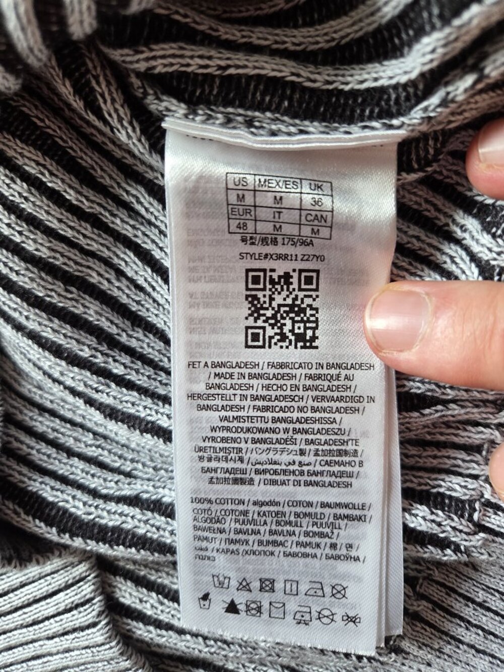 Guess Kwan Rib-Knit Ribbed Mock Neck Button Up Sweater - Picture 4 of 6